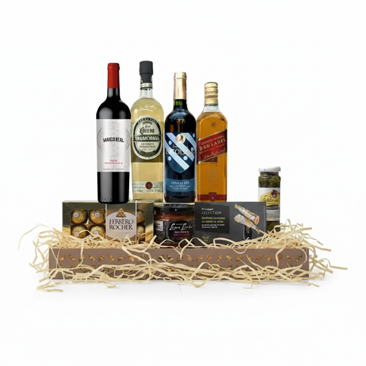 Canasta Navideña con Tequila José Cuervo Tradicional, Johnnie Walker y Selección de 2 Vinos: El Regalo Perfecto para Celebrar la Navidad