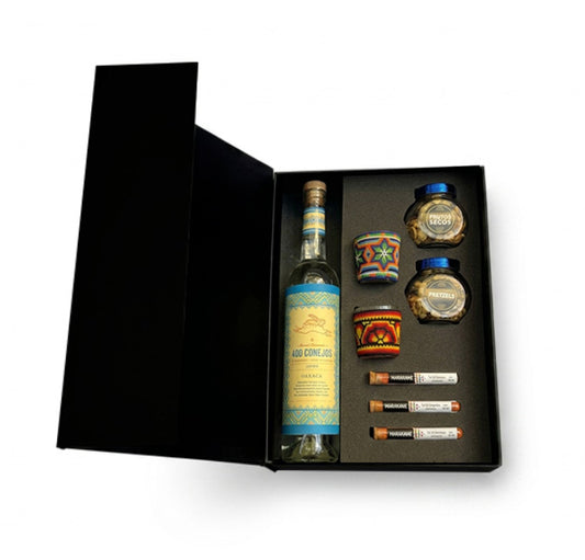 Regalo corporativo premium mezcal 400 Conejos Arte Huichol