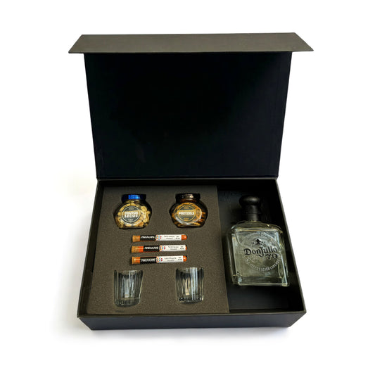 Regalo empresarial de lujo Don Julio 70 con mezcaleros y complementos artesanales