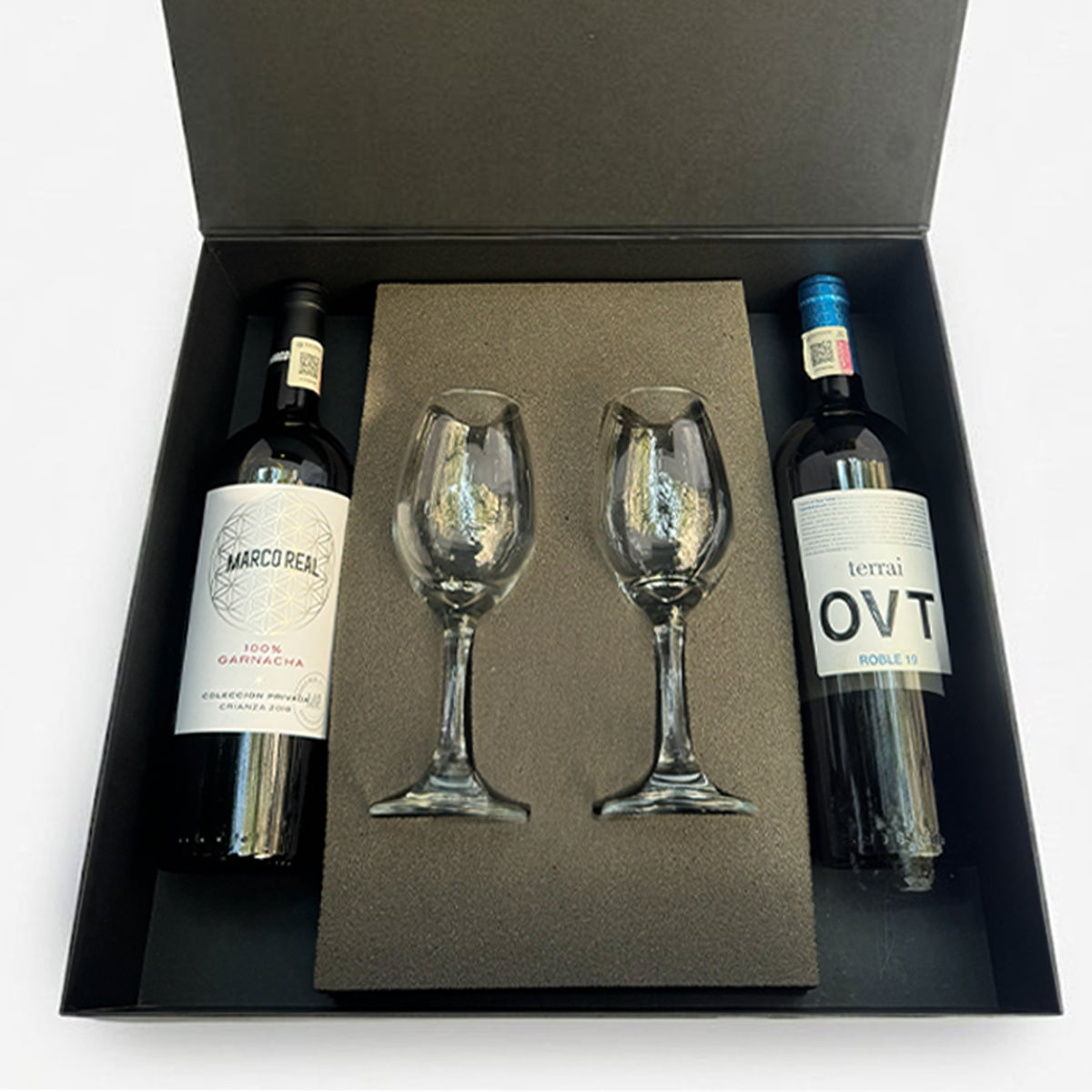 Regalo empresarial de lujo Vino Marco Real y Terrai OVT con copas para cata