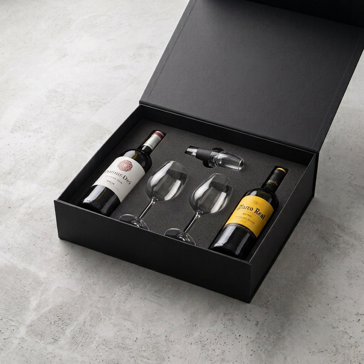 Regalo Empresarial Con Vino Tinto Y Complementos Exclusivos