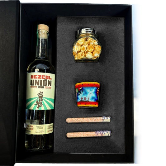 Set Mezcal Unión con Vaso de Arte Huichol y Sales Gourmet | Regalo Empresarial Premium