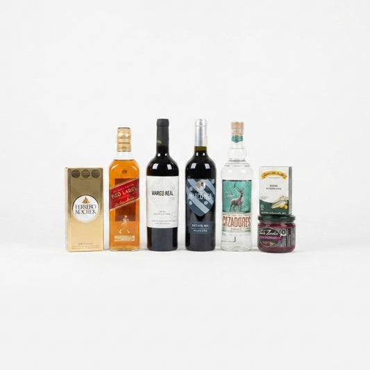 Canasta Empresarial Tequila Cazadores, Johnnie Walker y Selección de 2 Vinos