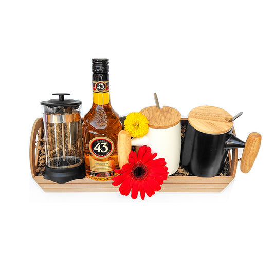 Canasta Navideña Empresarial con Licor 43 y Complementos Premium