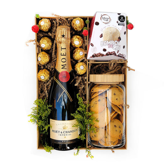 Canasta Navideña Con Moët & Chandon Y Complementos Lujosos