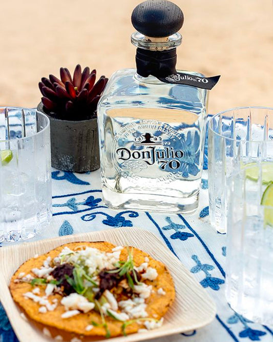 Regalo Empresarial Don Julio 70 con Juegos Y Vasos Tequileros Premium