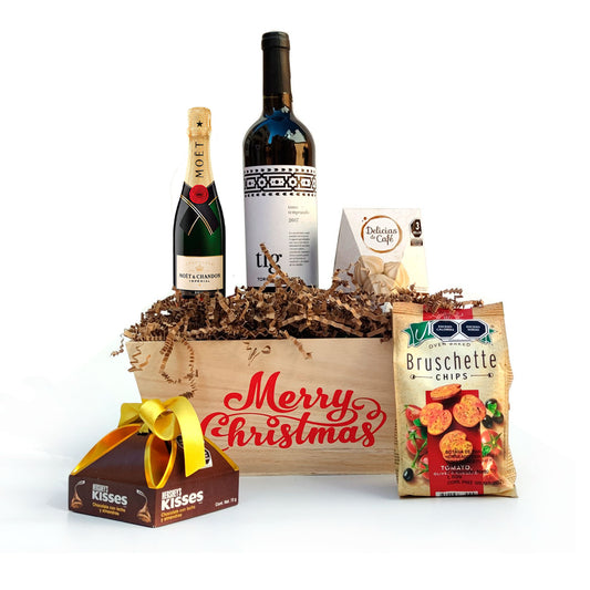 Canasta Navideña Exclusiva con Vino Tinto Torrelongares y Moët Champange Premium