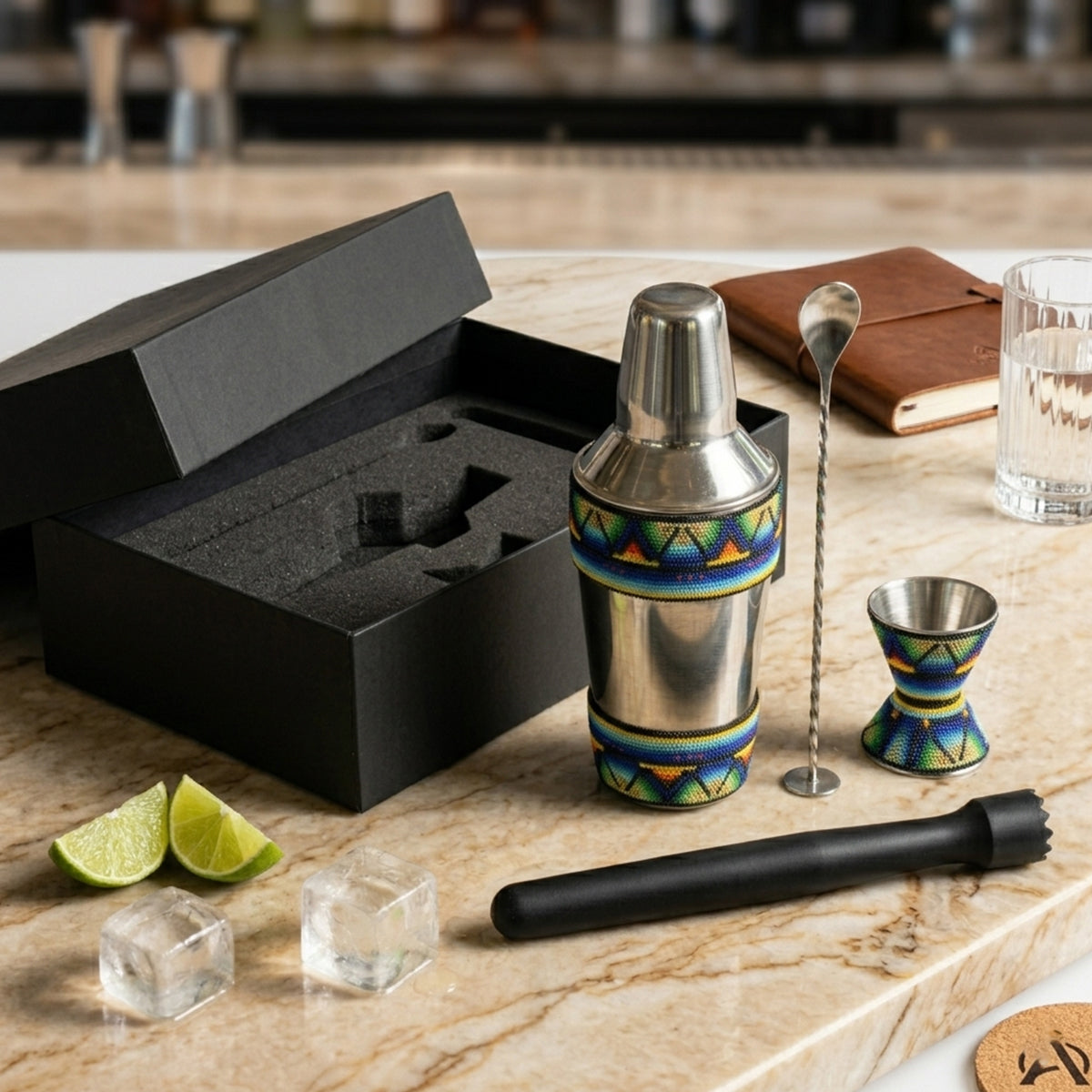 Regalo corporativo premium cocteleria Marakame