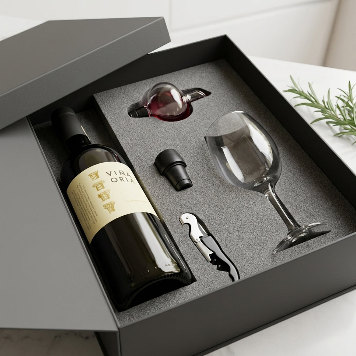 Regalo empresarial de lujo Viña Garnacha con accesorios para cata