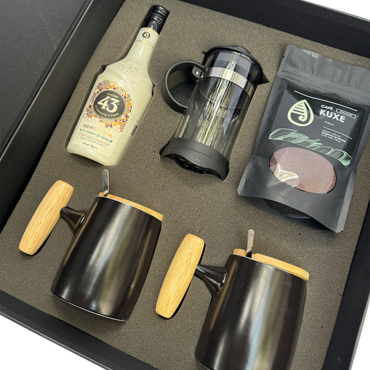 Canasta Navideña Empresarial con Licor 43 y Complementos Premium