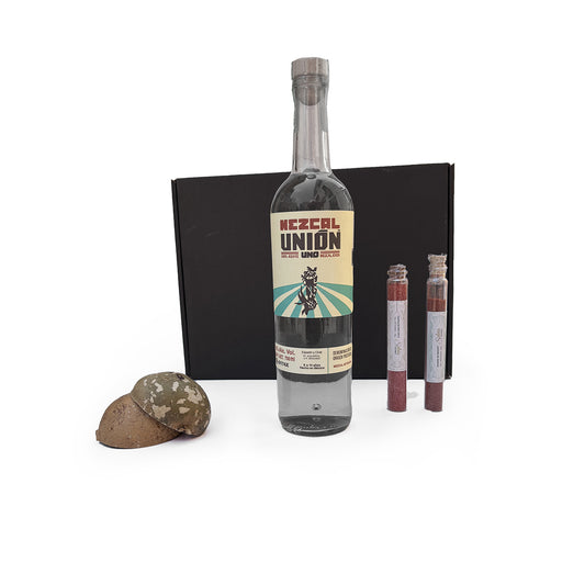 Regalos para suegros: Kit De Mezcal Unión Con Jicaras y Sales Artesanales.