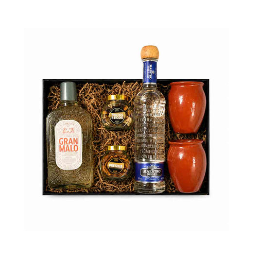 Kit de Regalo Empresarial Tequilero: Maestro Dobel & Gran Malo