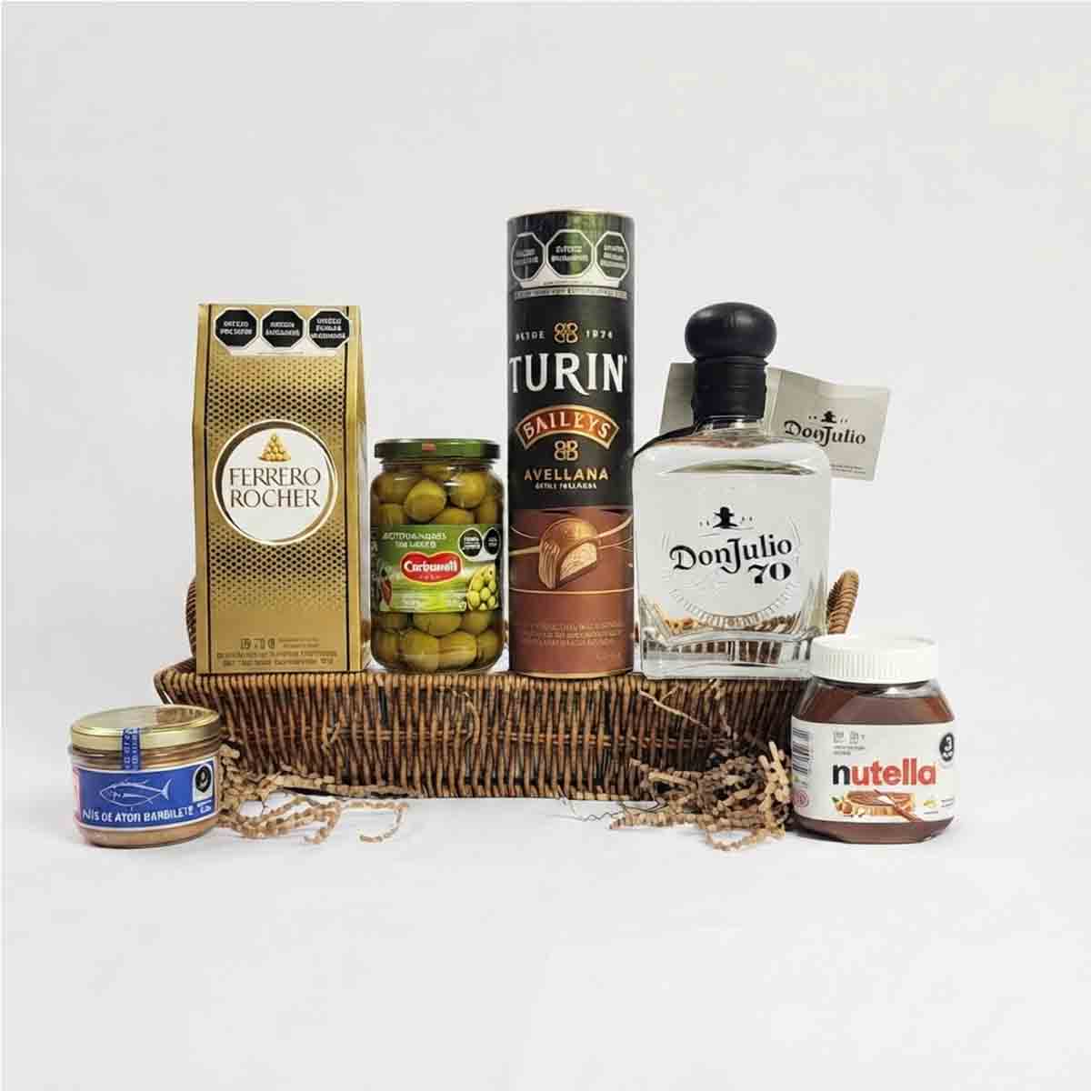 Canasta ejecutiva don Julio, y complementos gourmet para disfrutar